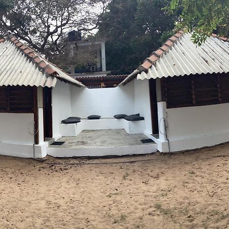Upali Beach Surf Resort & Cafe Arugam Bay Exteriér fotografie